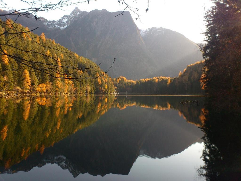 ホテルGasthof Piburger See オエッツ エクステリア 写真