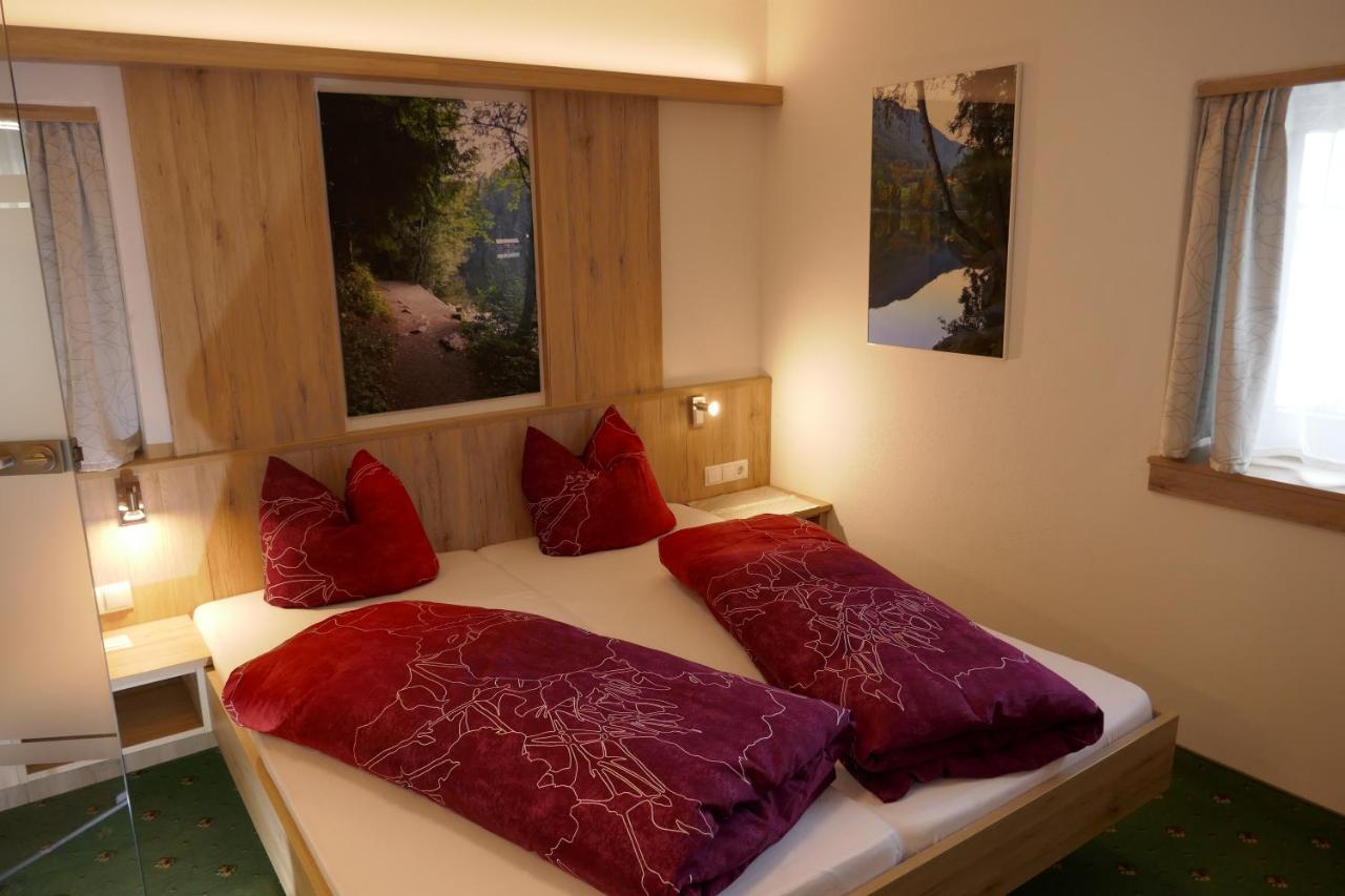 ホテルGasthof Piburger See オエッツ エクステリア 写真