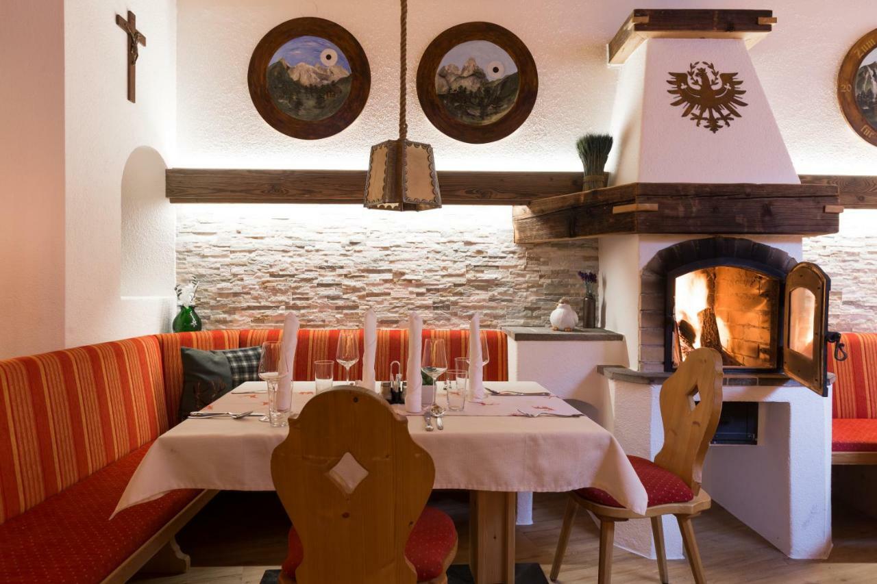 ホテルGasthof Piburger See オエッツ エクステリア 写真