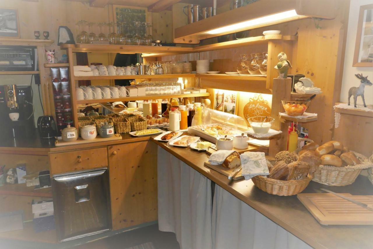 ホテルGasthof Piburger See オエッツ エクステリア 写真
