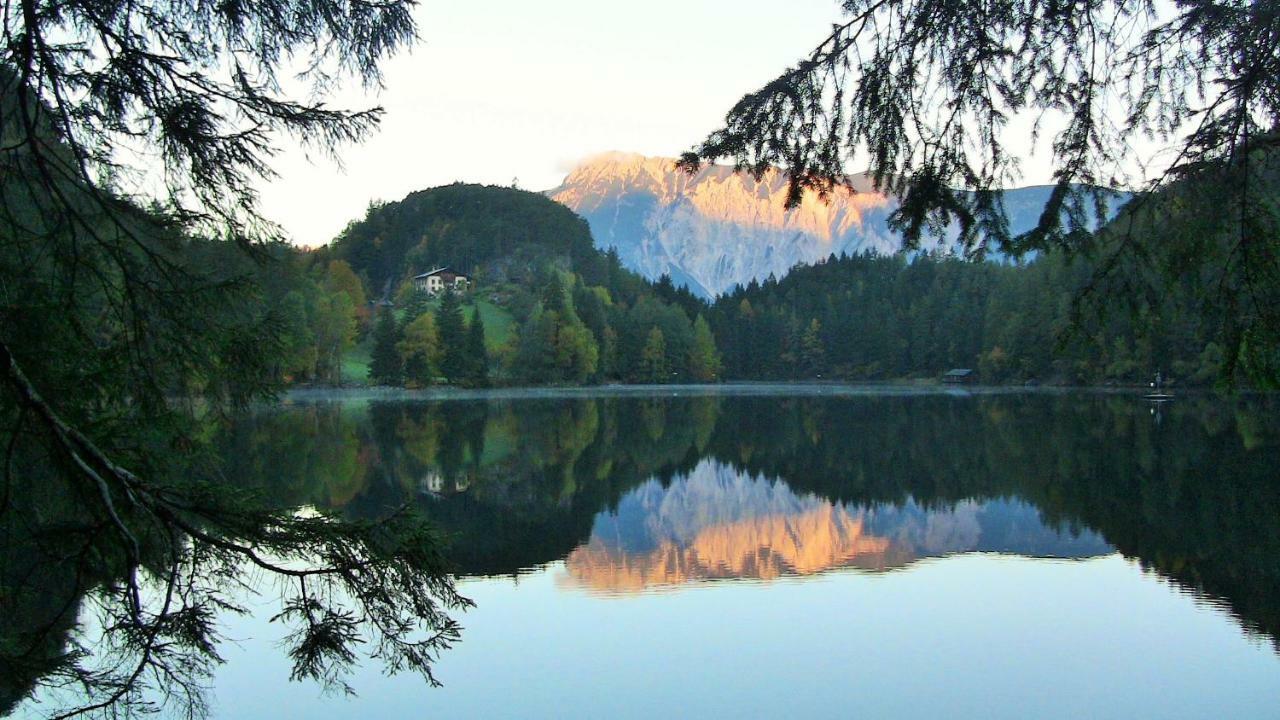 ホテルGasthof Piburger See オエッツ エクステリア 写真