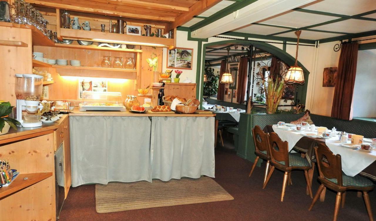 ホテルGasthof Piburger See オエッツ エクステリア 写真